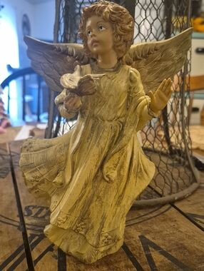 VINTAGE Angel Figurine